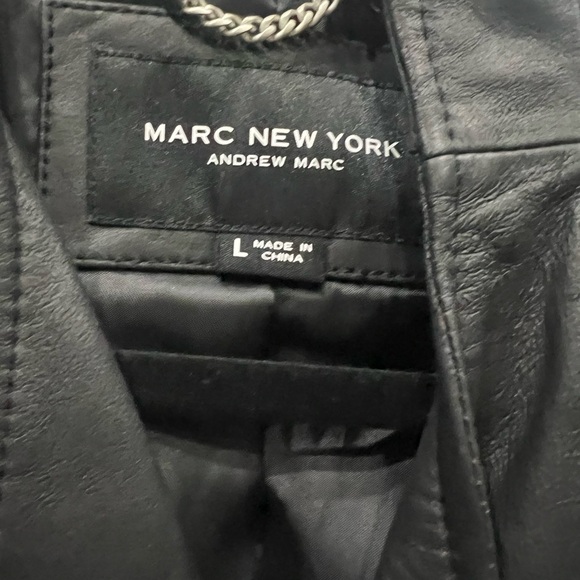 Leather jacket - Picture 2 of 3